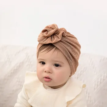 Hulgi-beebi müts lillega turban disaini Euroopa ja Ameerika juuste aksessuaarid. Ideaalne kevadel ja sügisel hooaega.